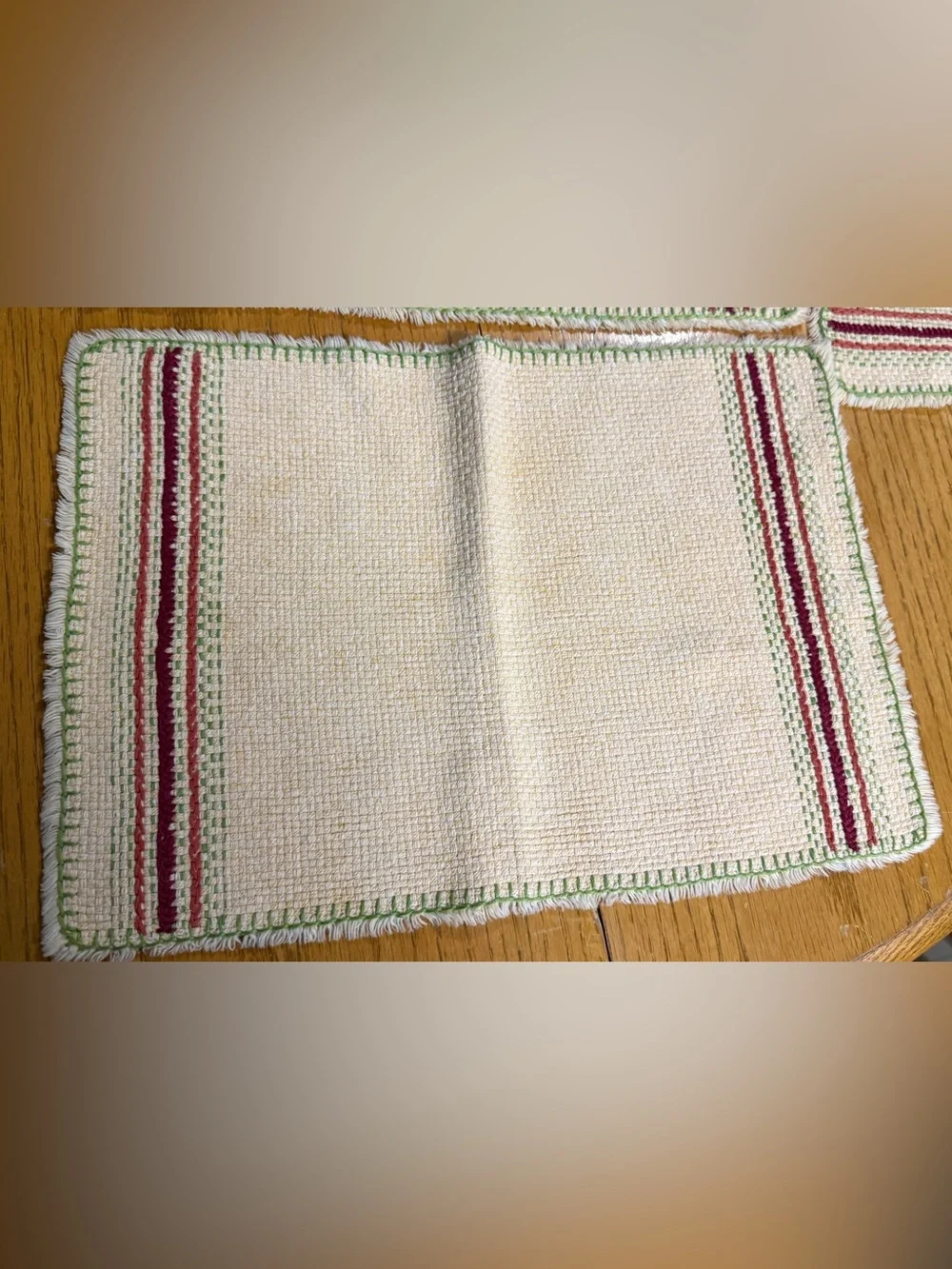 Vintage Woven Cotton Placemats Set 4 Cream Red Green Cottagecore Farmhouse